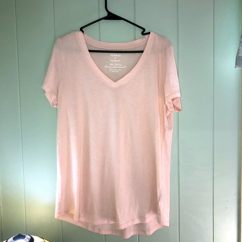Women’s short sleeve shirt